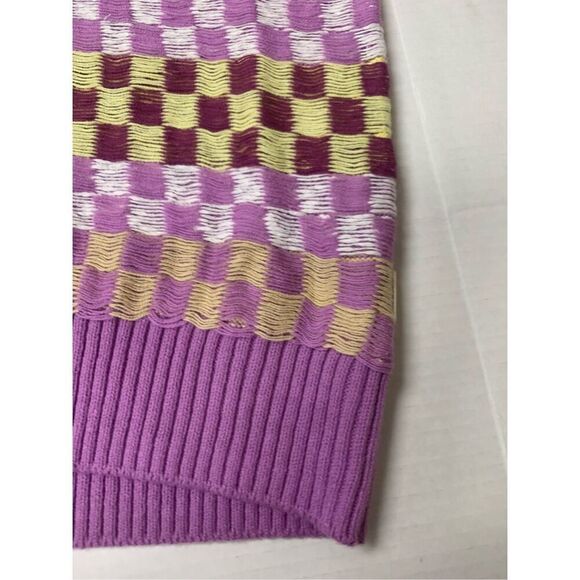 Urban Outfitters Checkered Sweater Vest - Picture 2 of 8